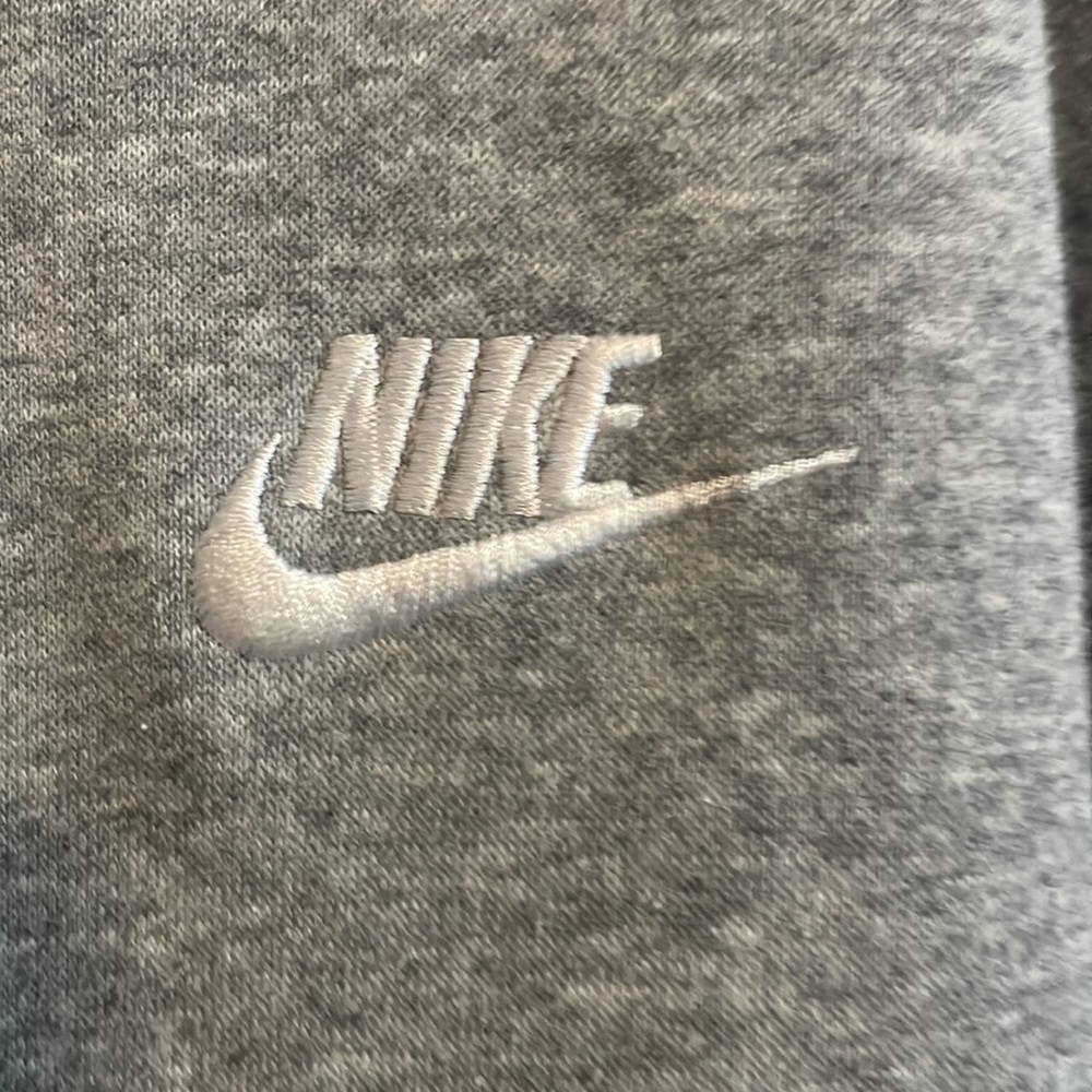 Nike jacket - Picture 4 of 4